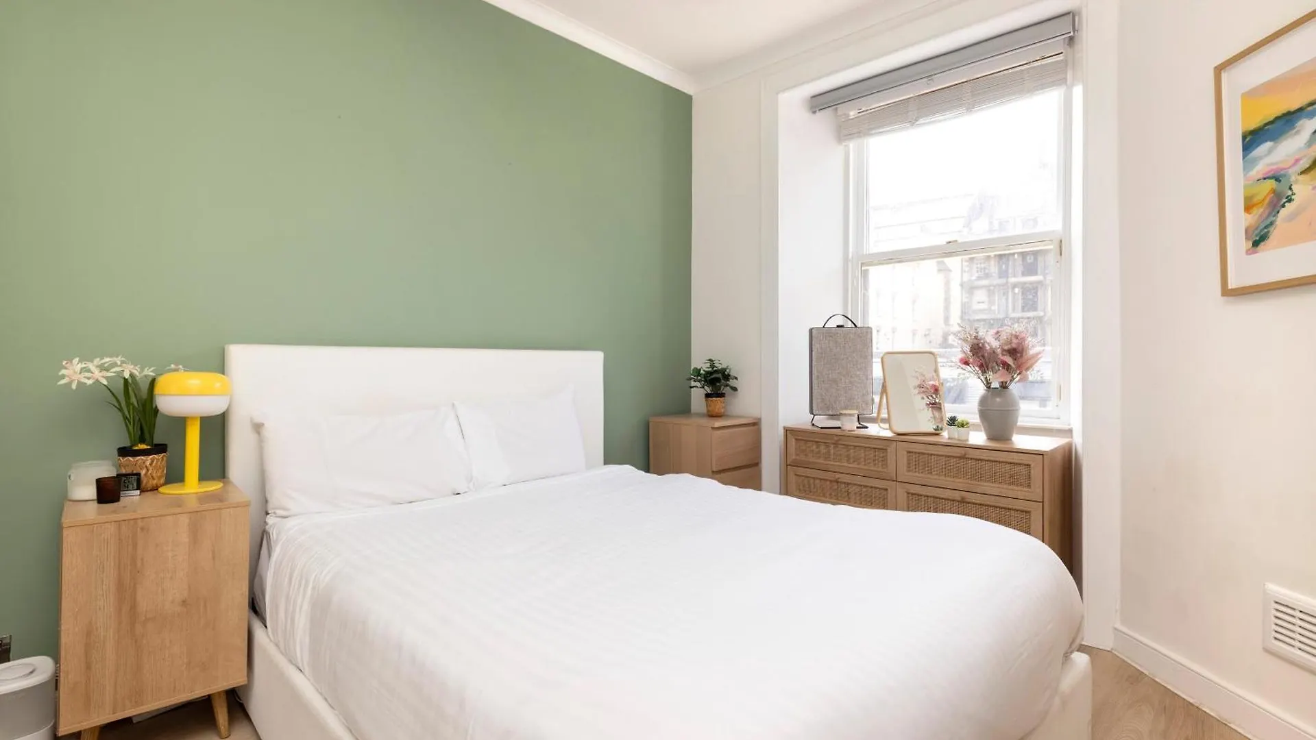 Elegant Apartment With Castle View Edinburgh United Kingdom