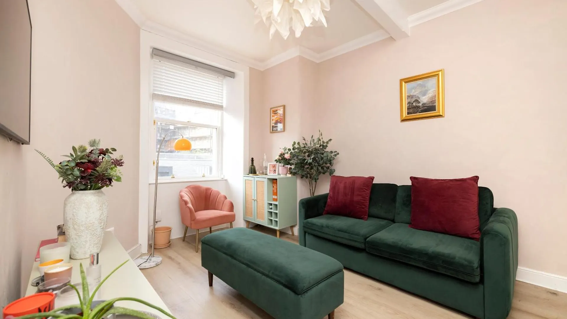 Elegant Apartment With Castle View Edimburgo