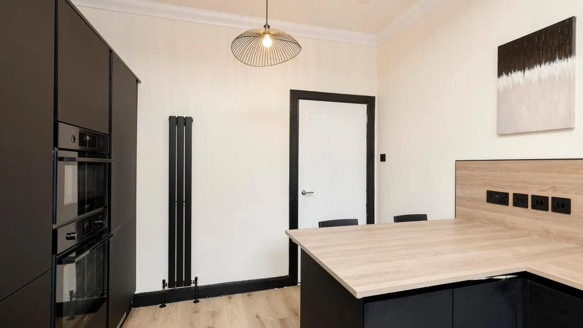 Elegant Apartment With Castle View Edimburgo Regno Unito