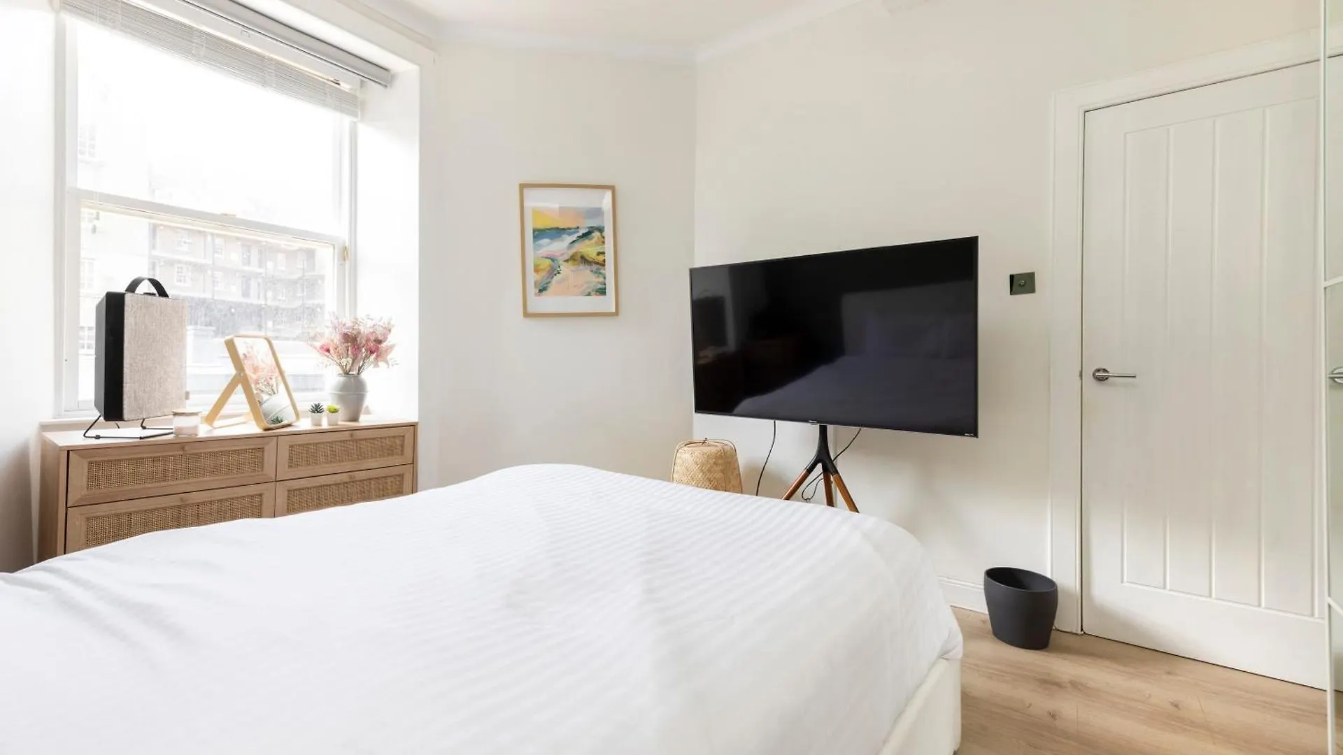 Elegant Apartment With Castle View Edimburgo