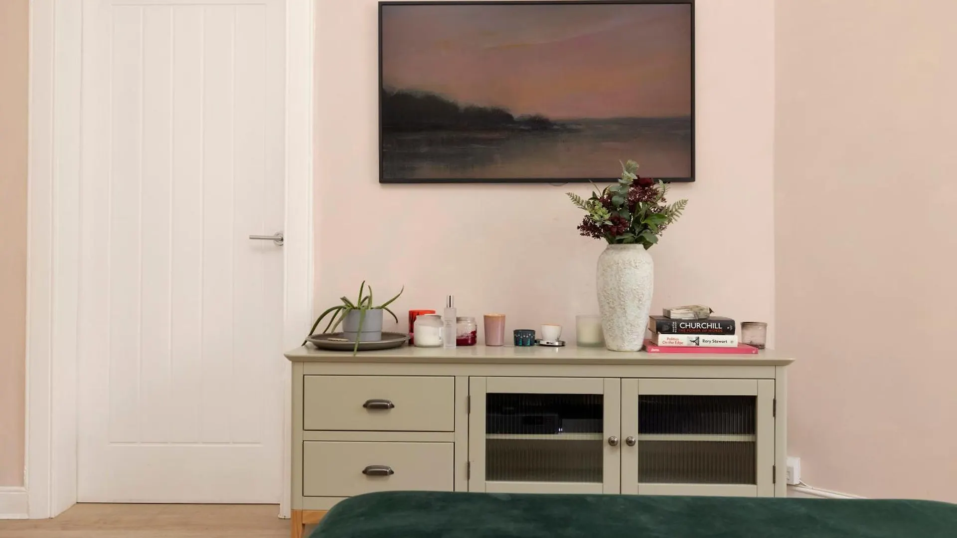 Elegant Apartment With Castle View Edinburgh 0*,