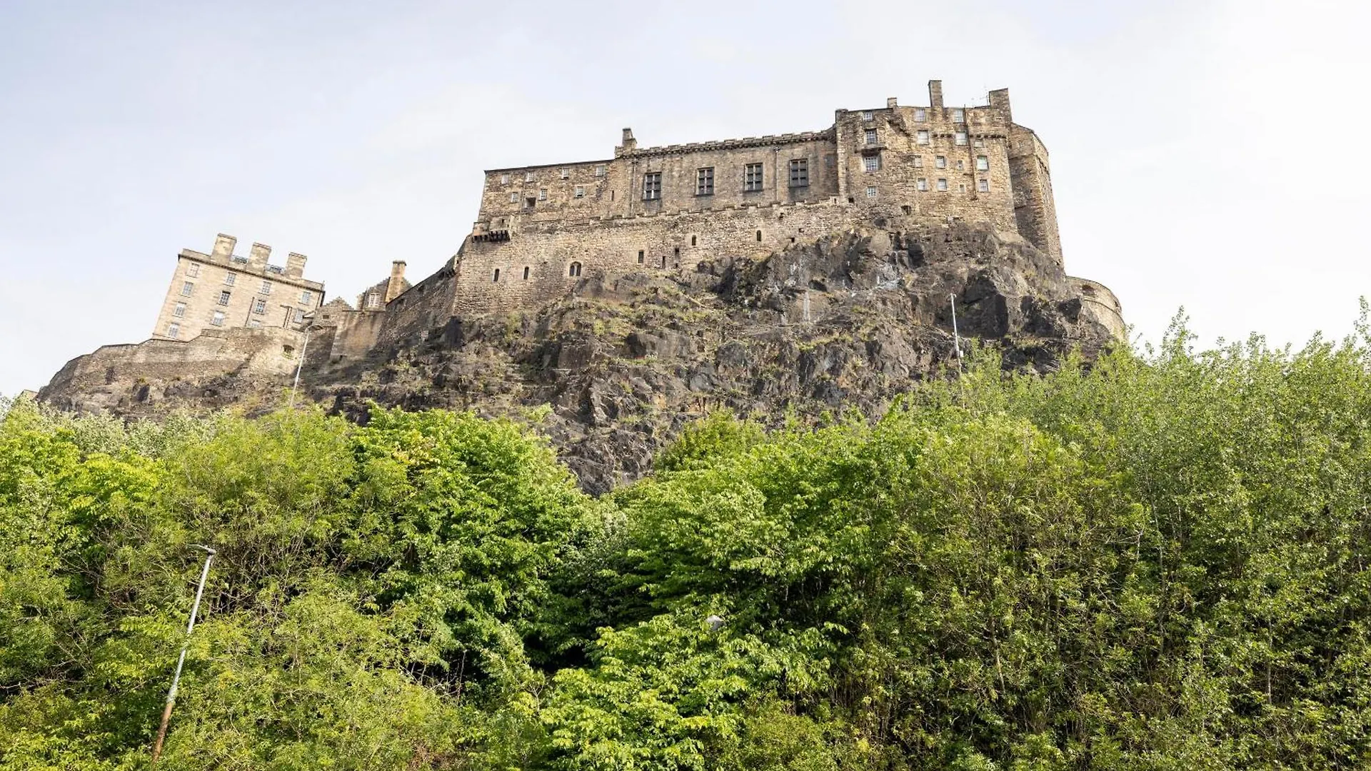 Elegant Apartment With Castle View Edimburgo Regno Unito